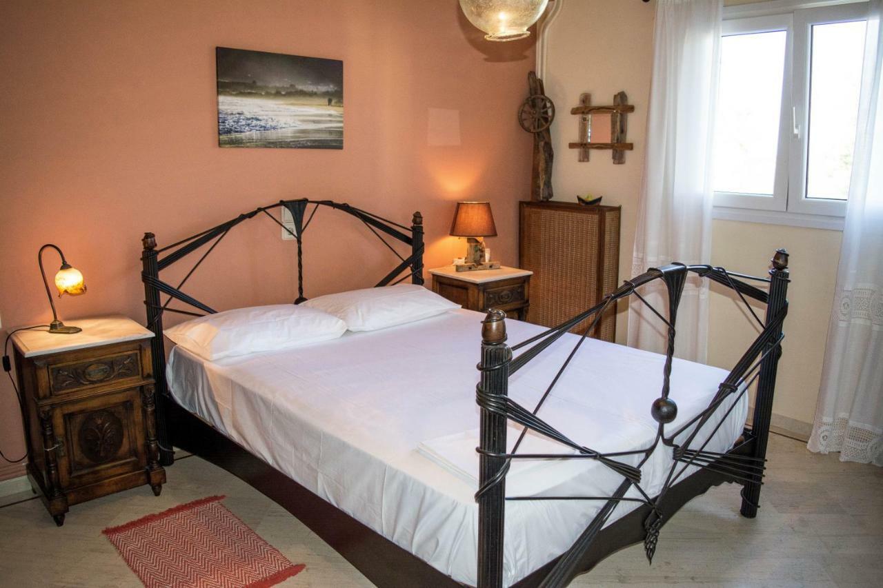 Villa Marina " G " อาร์กาซี ภายนอก รูปภาพ